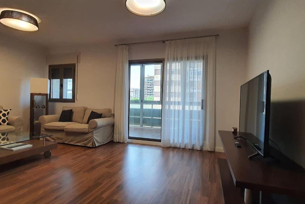 Gran Piso En Zona Comercial Málaga Exterior foto